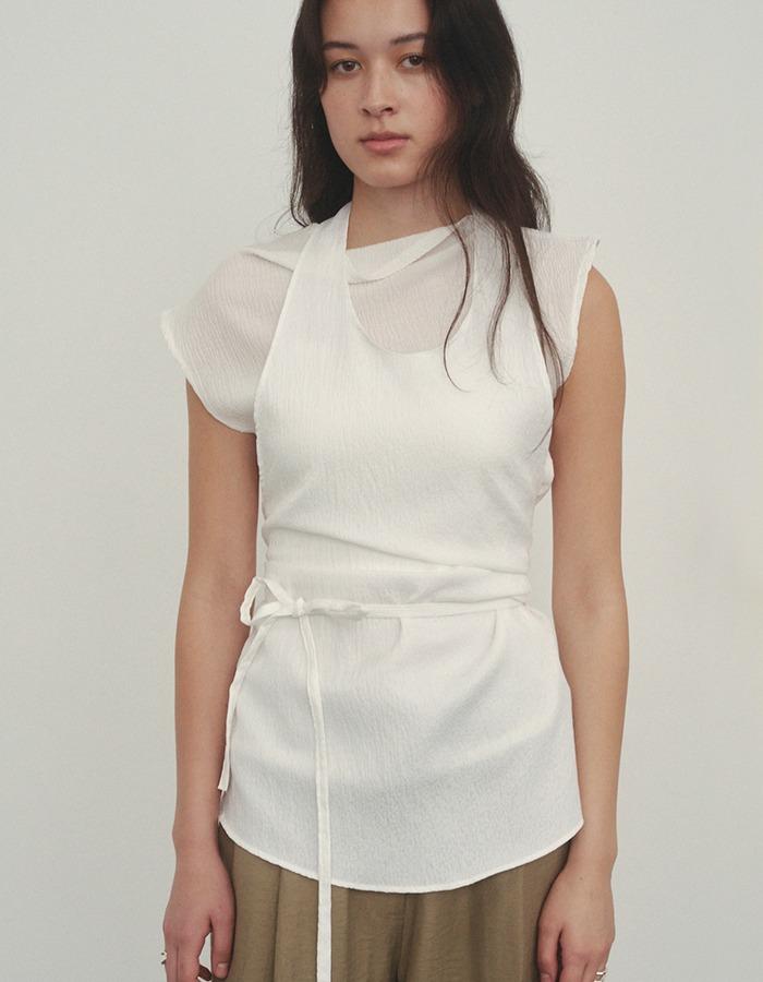 osthe) LAYER TOP (JACQUARD WHITE)