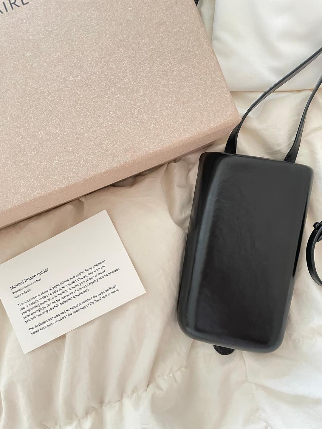 르메르 폰 홀더백 | 후루츠패밀리