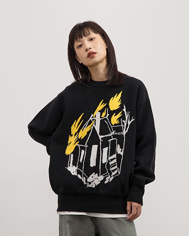 CRYINGCENTER 플레임 하우스 크루넥 스웨터 (블랙)