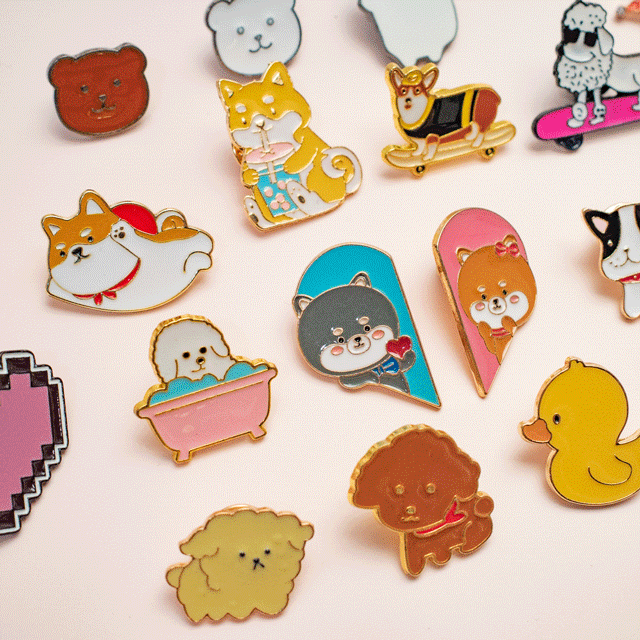 [4개세트] 135종 귀여운 뱃지 모음전