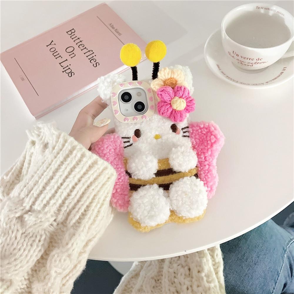 키티 나비 꽃 털 아이폰15 케이스