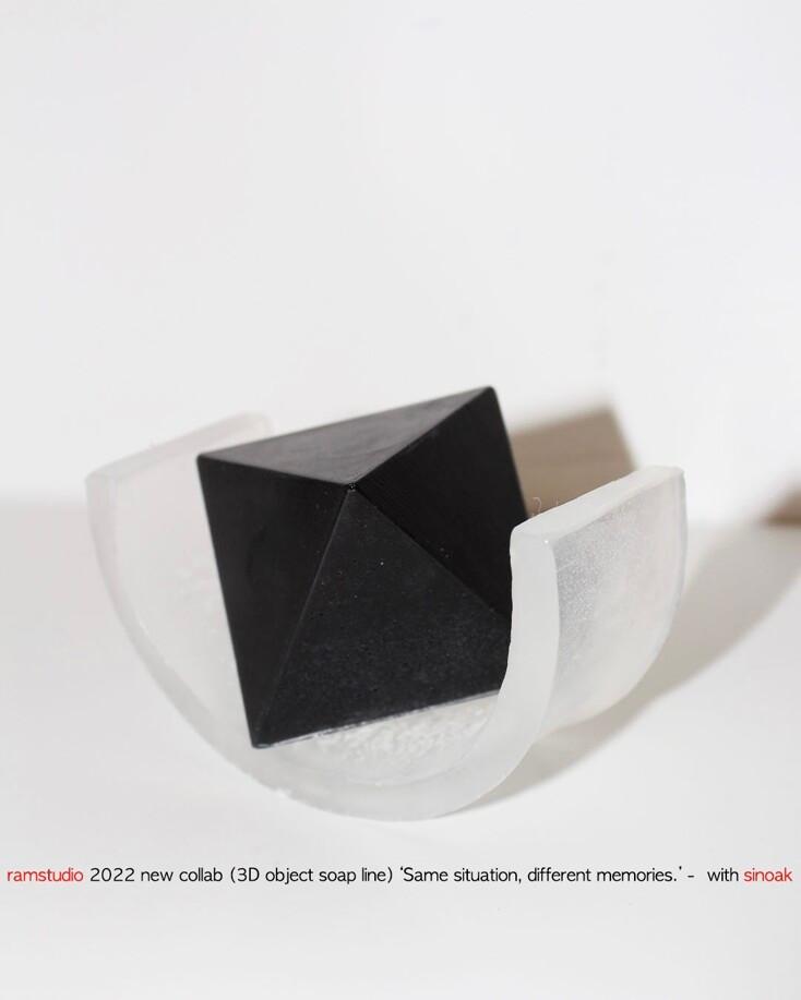 (RAM*SINOAK collab.) clear triangle soap 비누, 오브제