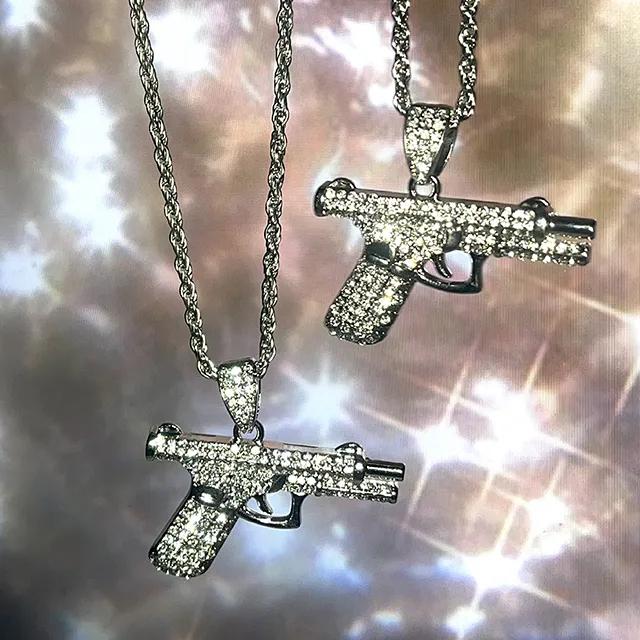 [당일/유니크]Lucid Gun 루시드건 y2k 롱레이어드 큐빅 팬던트 체인 총 목걸이