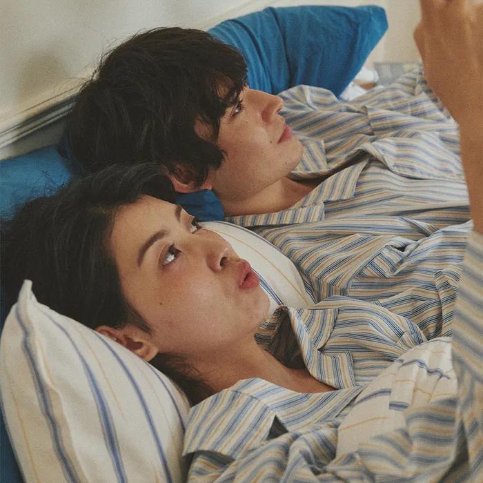 [M, L 10/31 예약 출고] [29CM 단독] (uni)도미토리 시즌 스트라이프 파자마 블루문