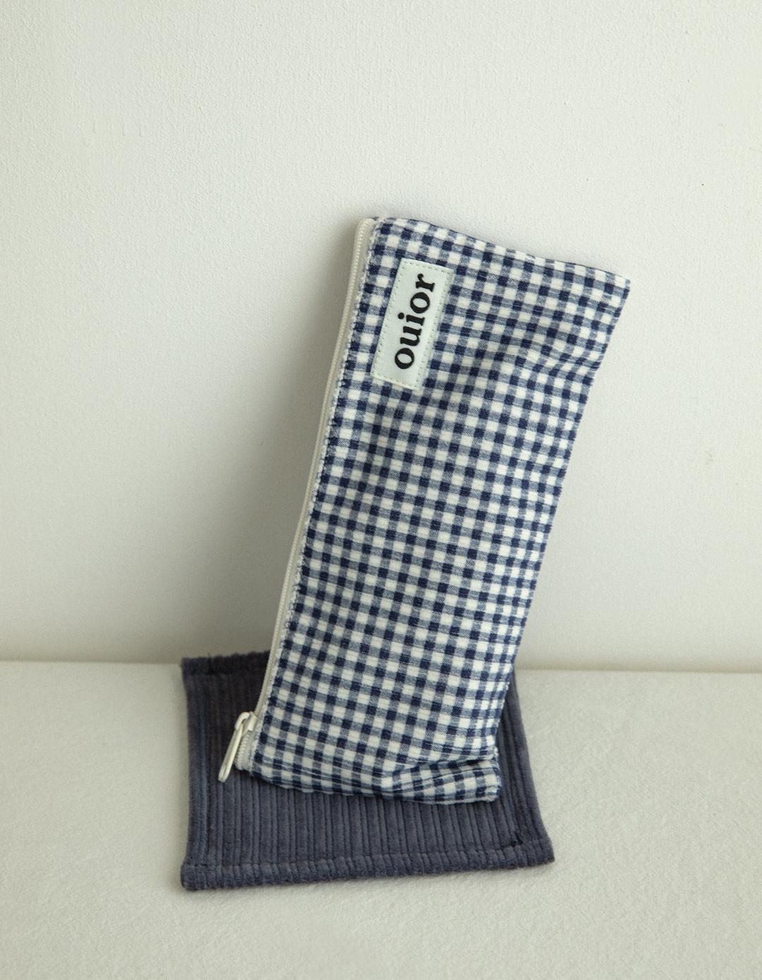 ouior flat pencil case - corduroy navy check (topside zipper)