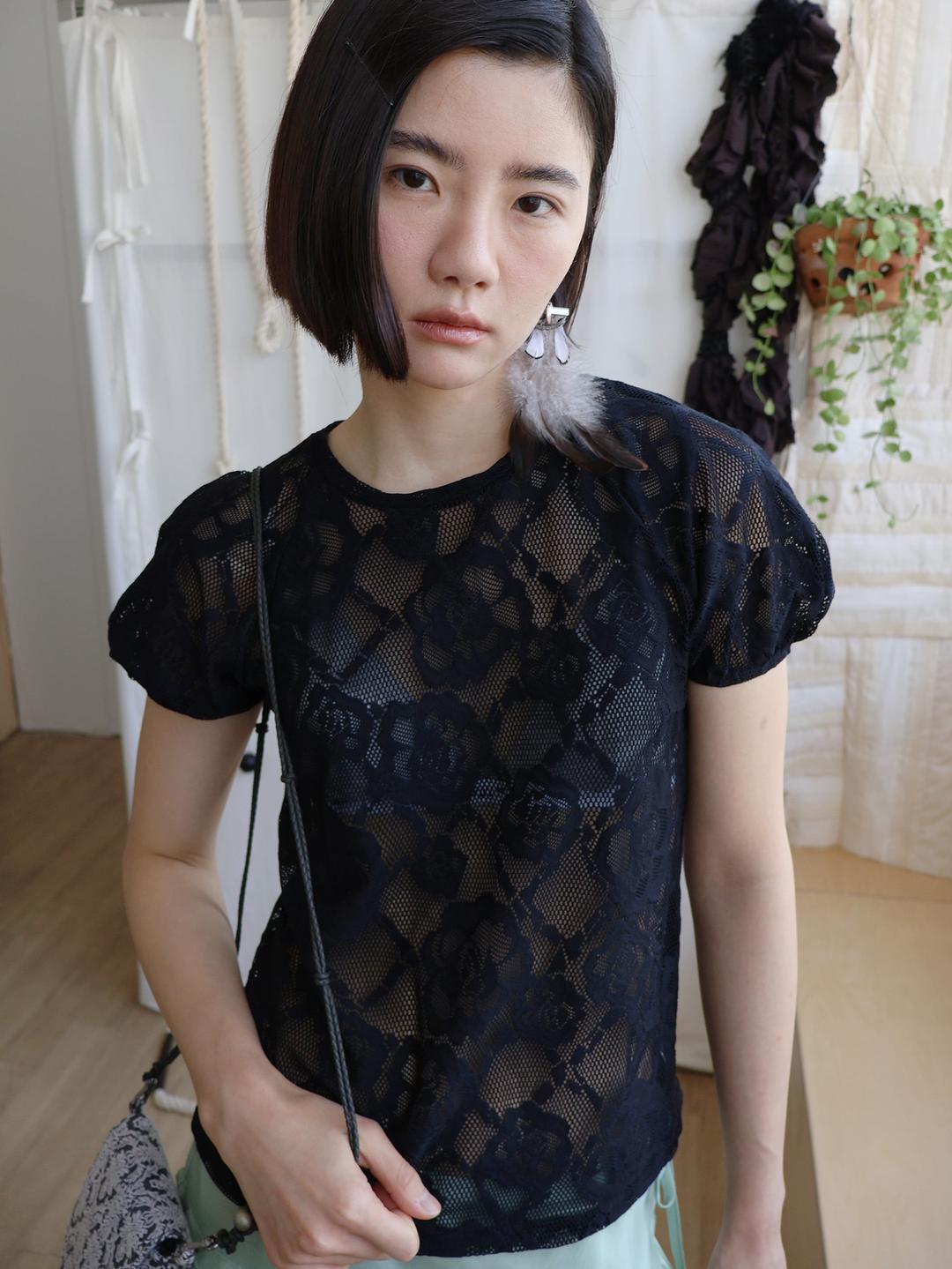 ROSY PUNCHING T-SHIRT BLACK