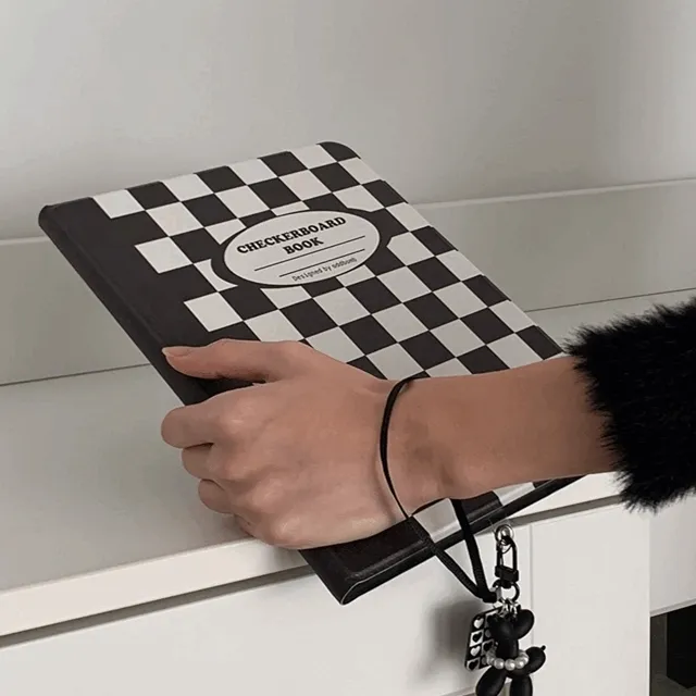 체커보드 북커버 아이패드 케이스 에어6세대 11인치 프로7세대 13인치 애플펜슬펜촉