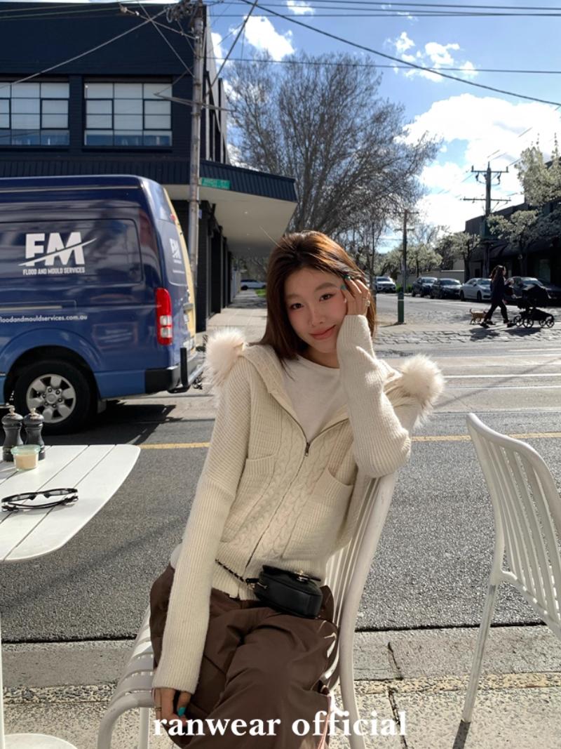 Multi Pocket eco Fur Hood Zipper Knitted Cardigan (3Color)