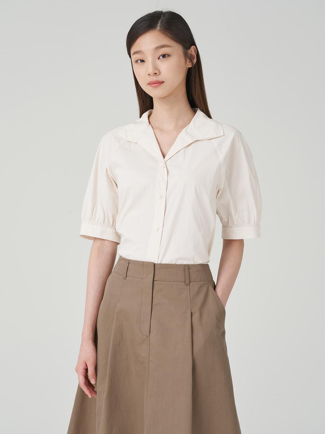 코튼 나일론 혼방 빅 칼라 소매 볼륨 블라우스 - 아이보리