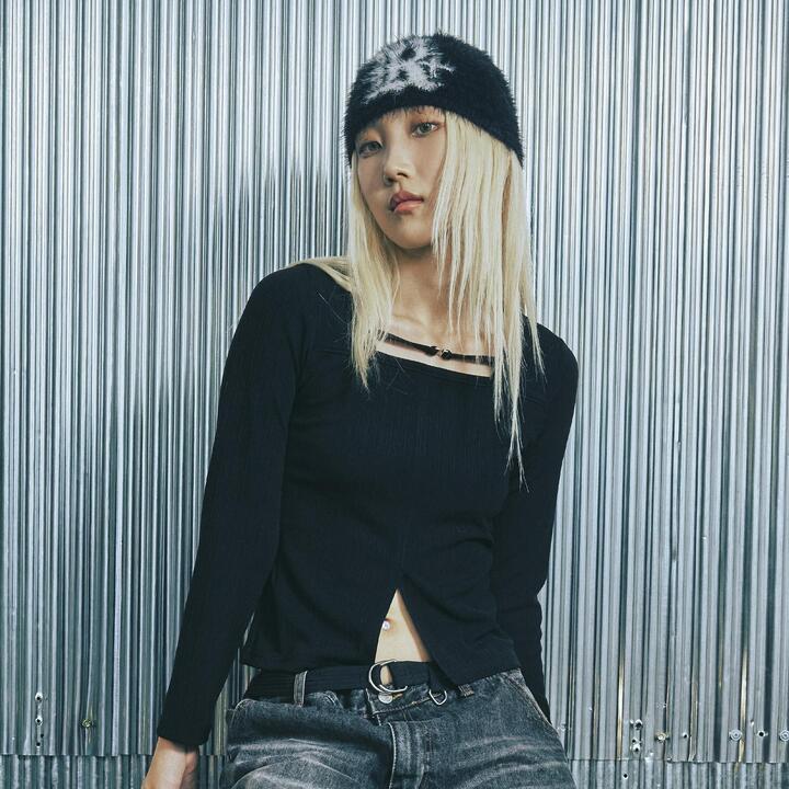 SQUARE NECK RIBBED TOP_BLACK