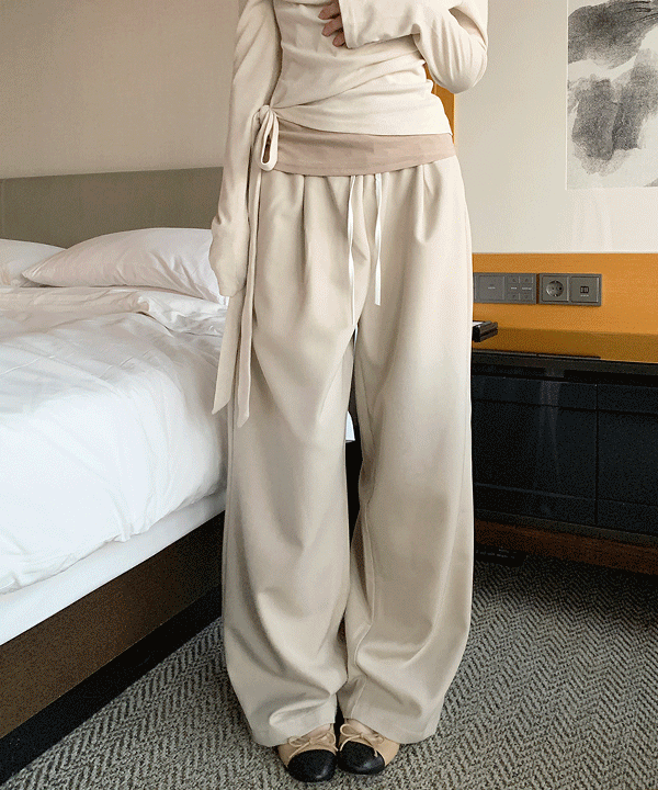 퍼빗 [최다코디] 르아브 여리와이드 배색 슬랙스 팬츠 - 2color(1~2주 입고소요)