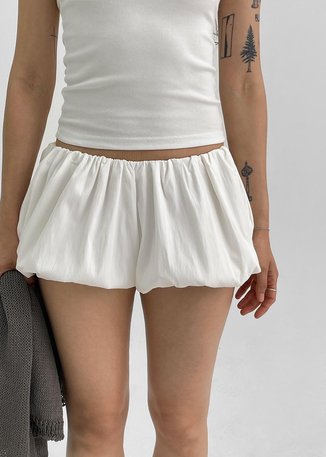 블랙업 캄텐 밴딩 벌룬 숏팬츠