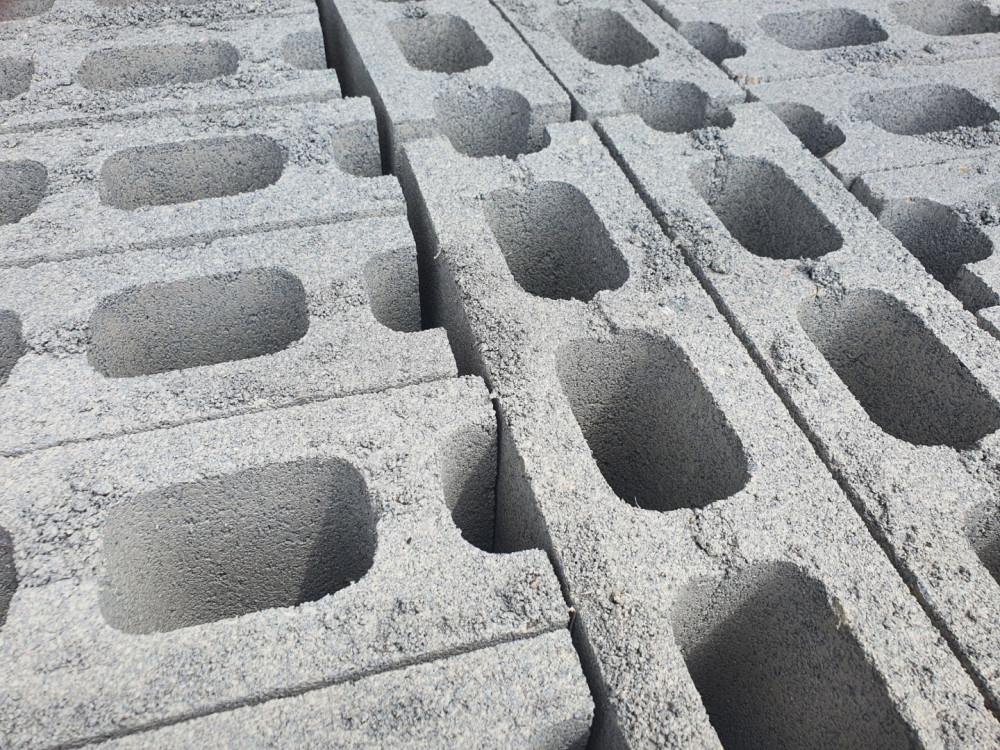 시멘트벽돌 고급형 담장석 튼튼한 블럭 콘크리트 담장 벽돌 4인치블럭