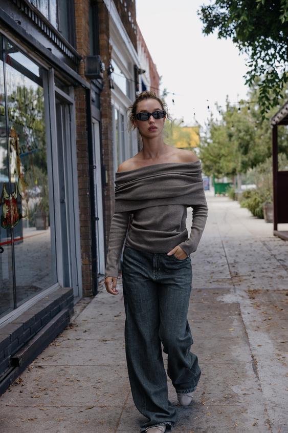 OFF-SHOULDER KNIT JUMPER