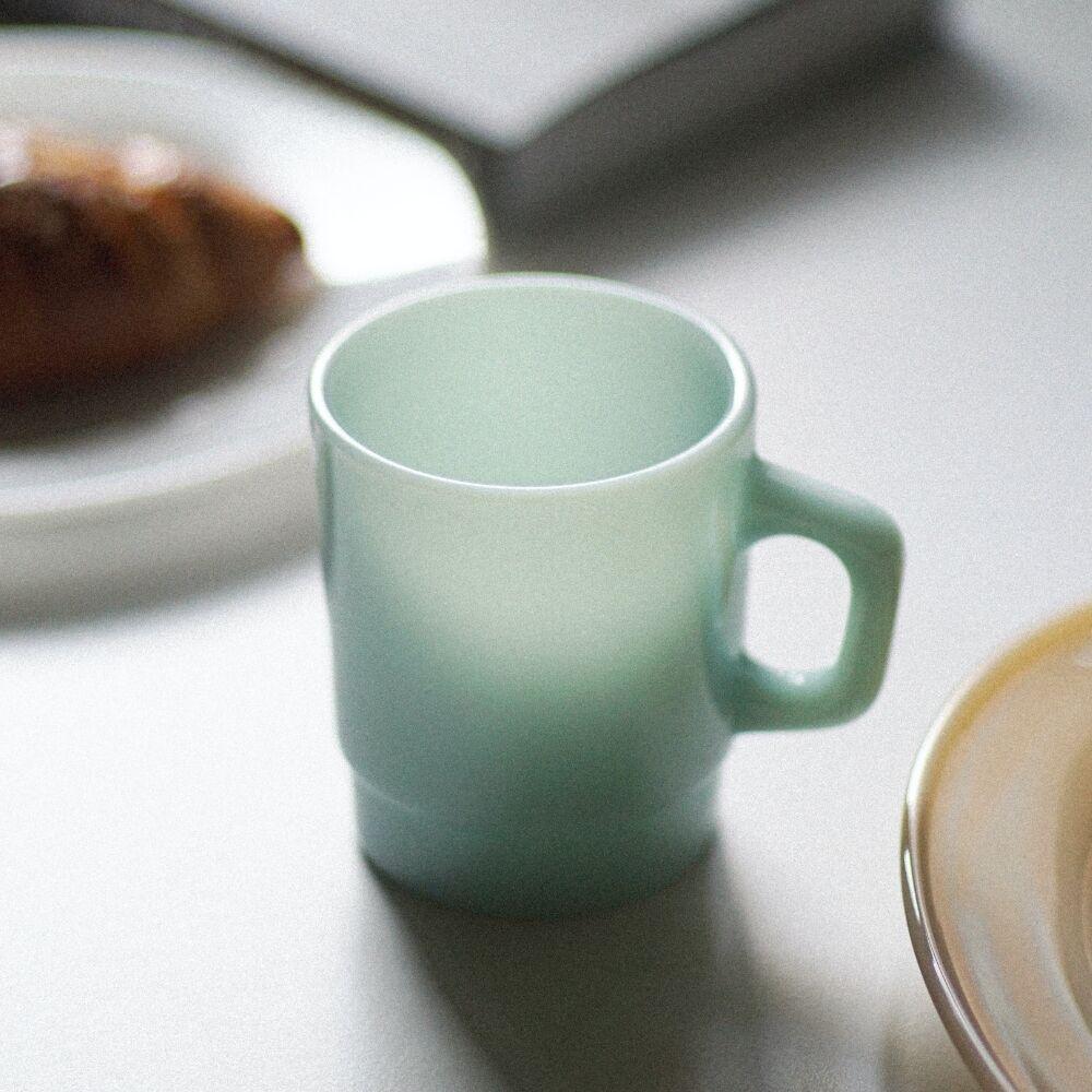 [29cm단독] 베이직 밀크글라스 머그컵 포레스트색