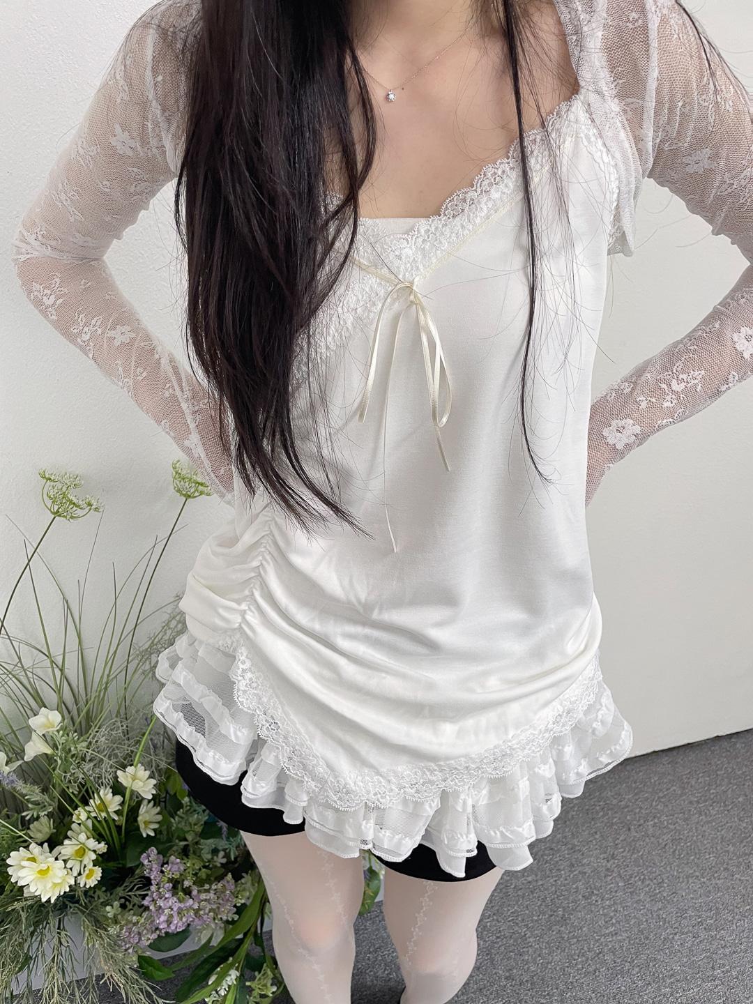 dear lace sleeveless