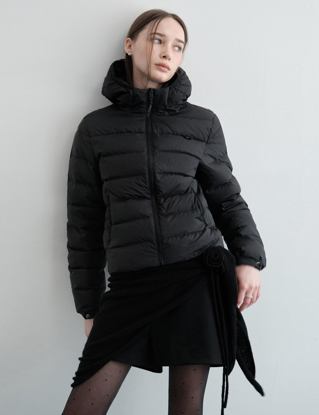 구스다운 후드 라이트 패딩 점퍼 블랙 MDJP021BLACK