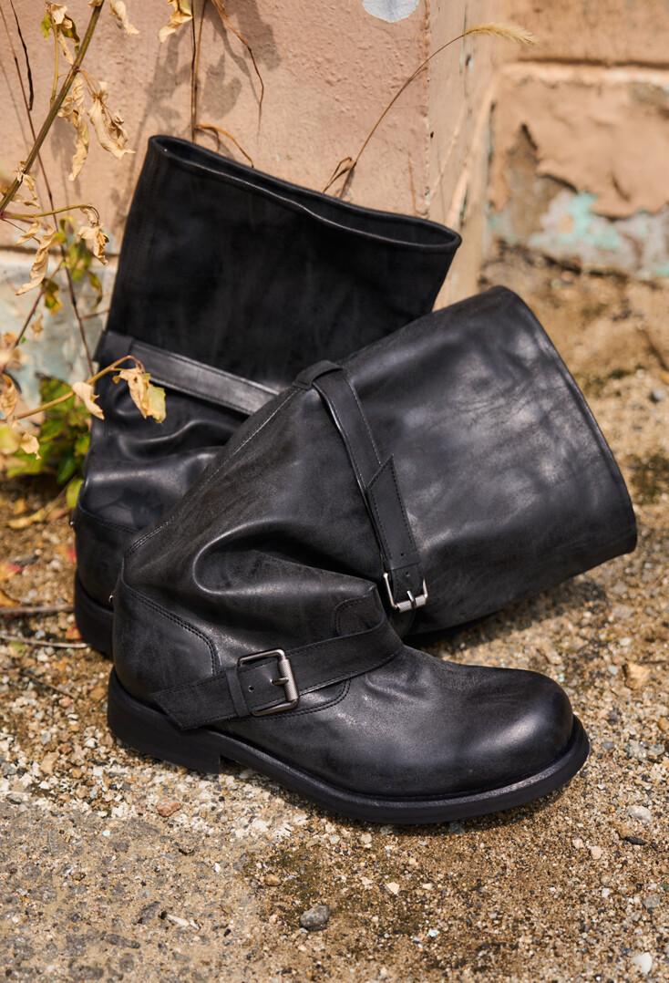 Slouchy Long Boot Washed Black