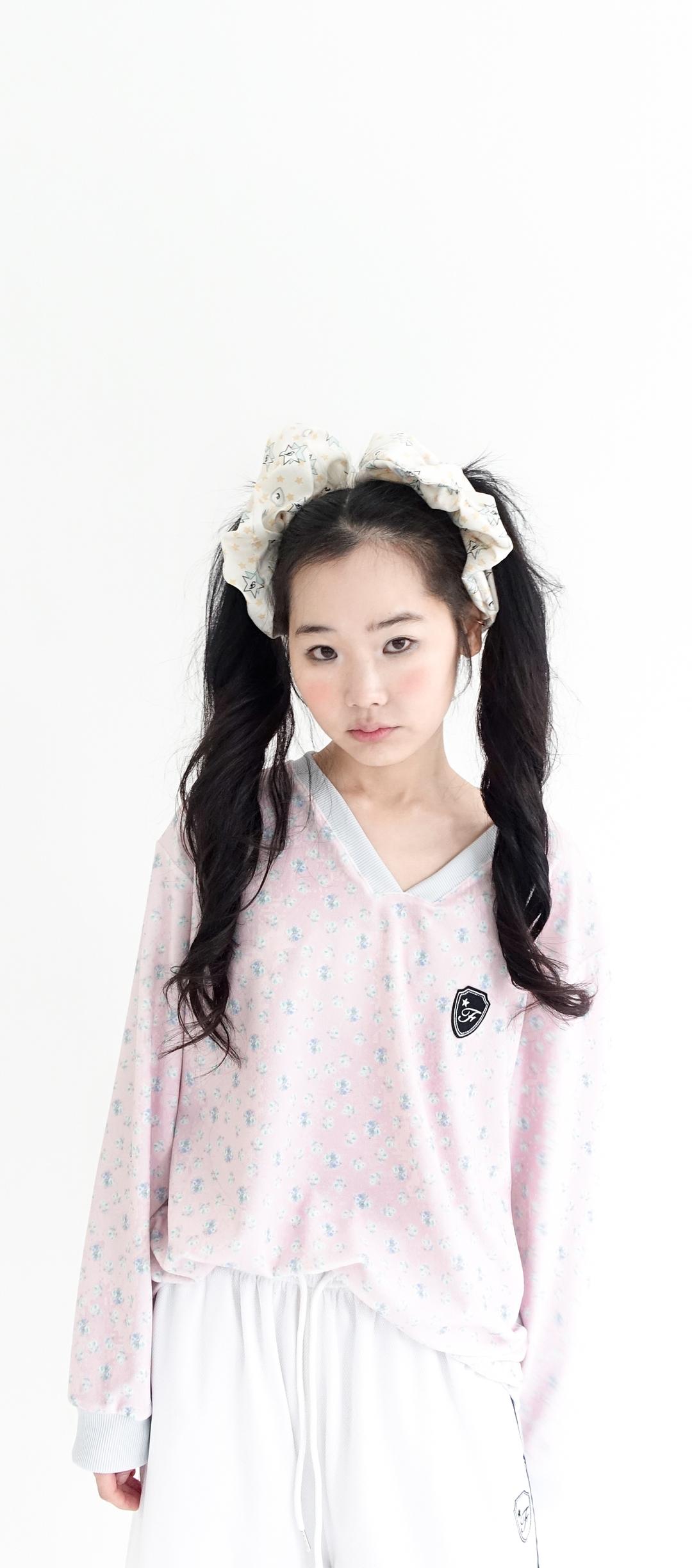 [F.E.E.S] V neck flower terry shirt (pink)
