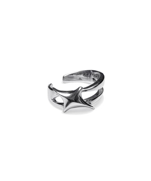 STING DIAGONAL EAR CUFF