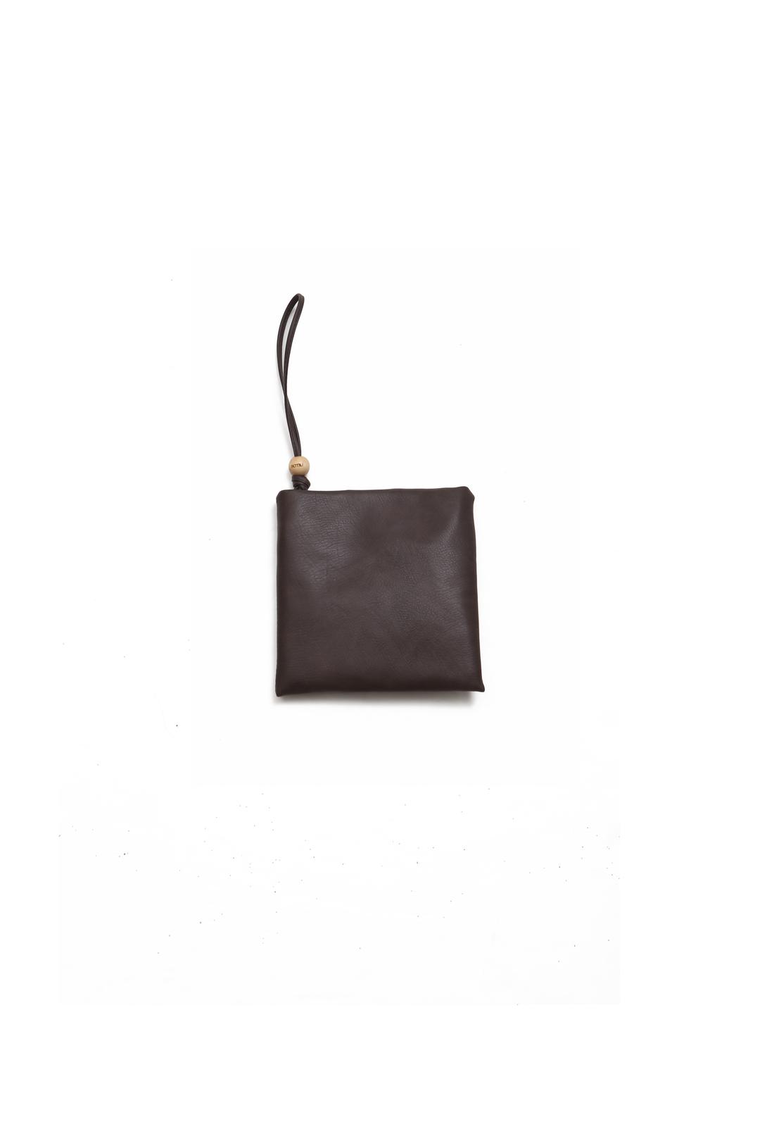 SOMARU Pouch _ Brown
