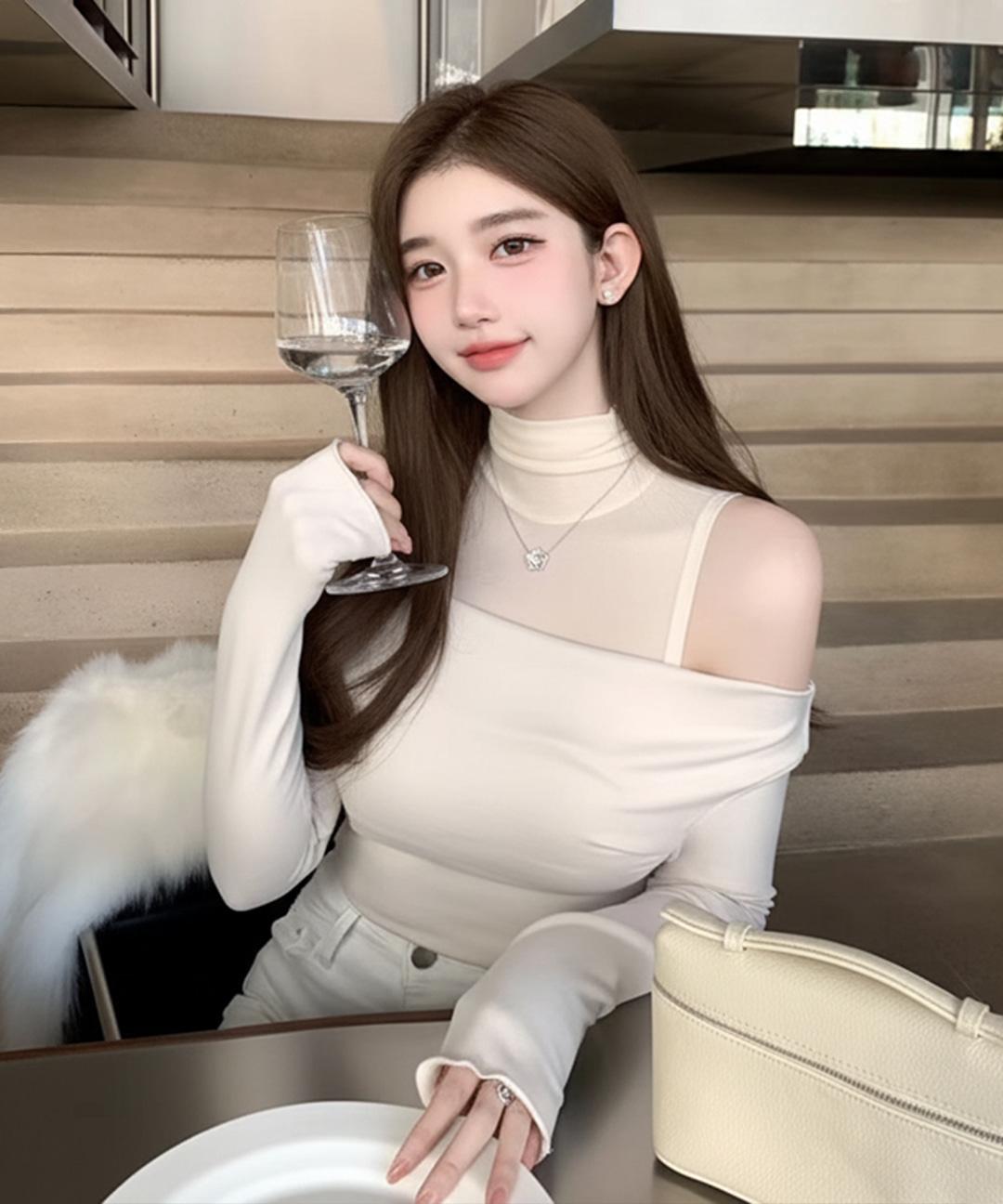 로스트체리 [여리무드💞/페미닌][일체형] 르딜라 하이넥 매쉬 시스루 오프숄더 레이어드 긴팔 티셔츠