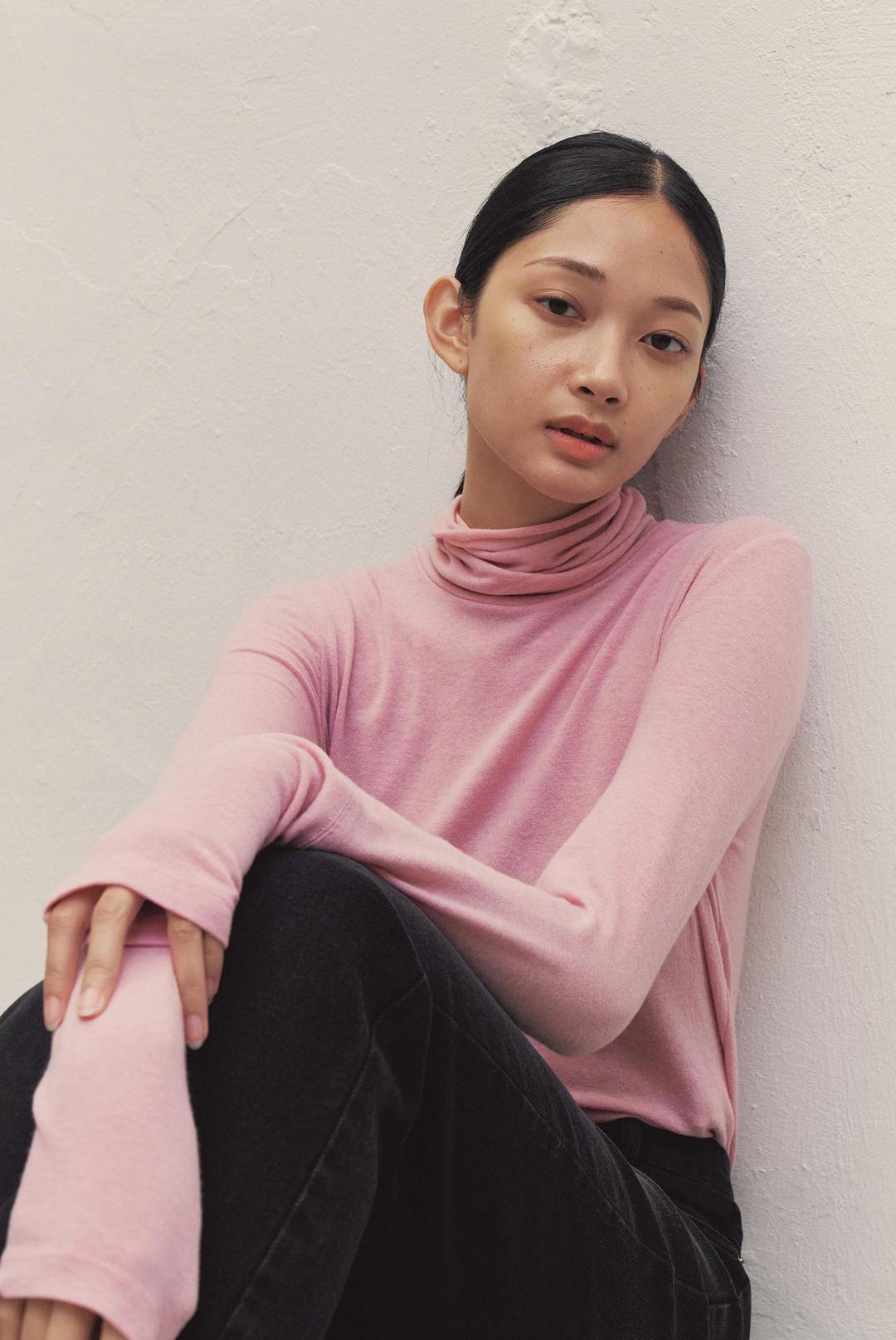 U-LINE WOOL TURTLENECK (PINK)