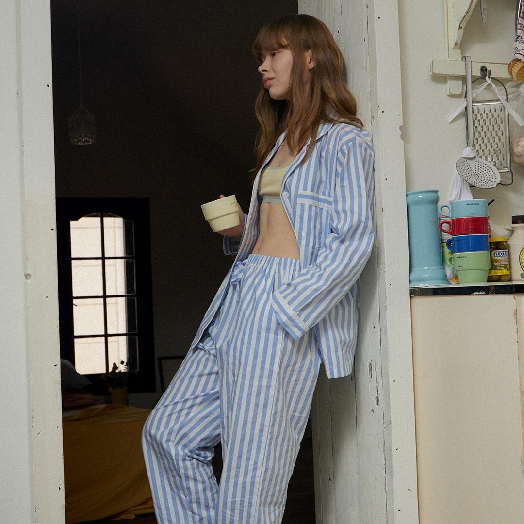 [29CM 단독][Couple] 블루 스트라이프 순면 파자마 세트 (롱팬츠)