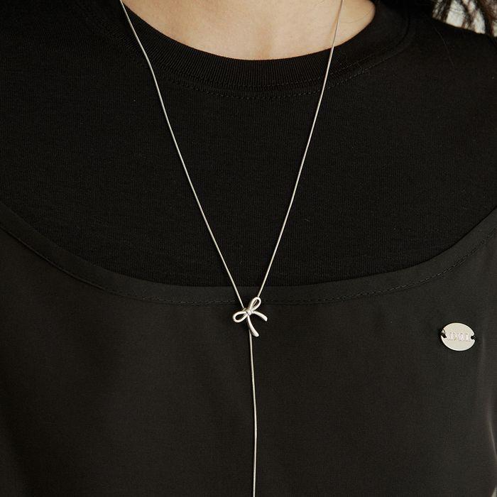 Vintage ribbon necklace - silver