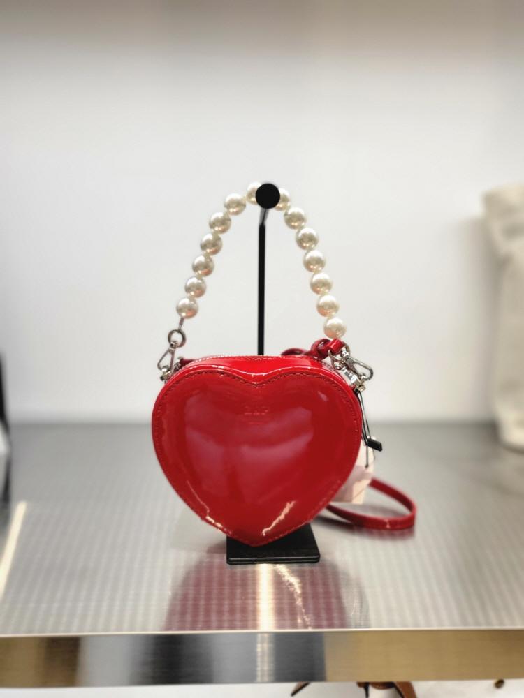 랩[LAP] 제이미 하트백 AQ7AB210