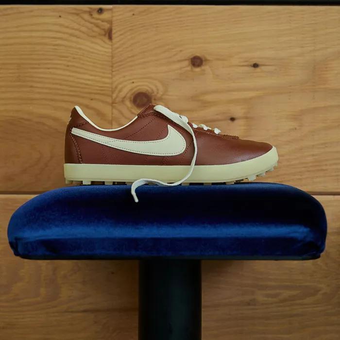 아스트로그래버 레더 W - 시나몬:세일:모슬린 / II1259-200