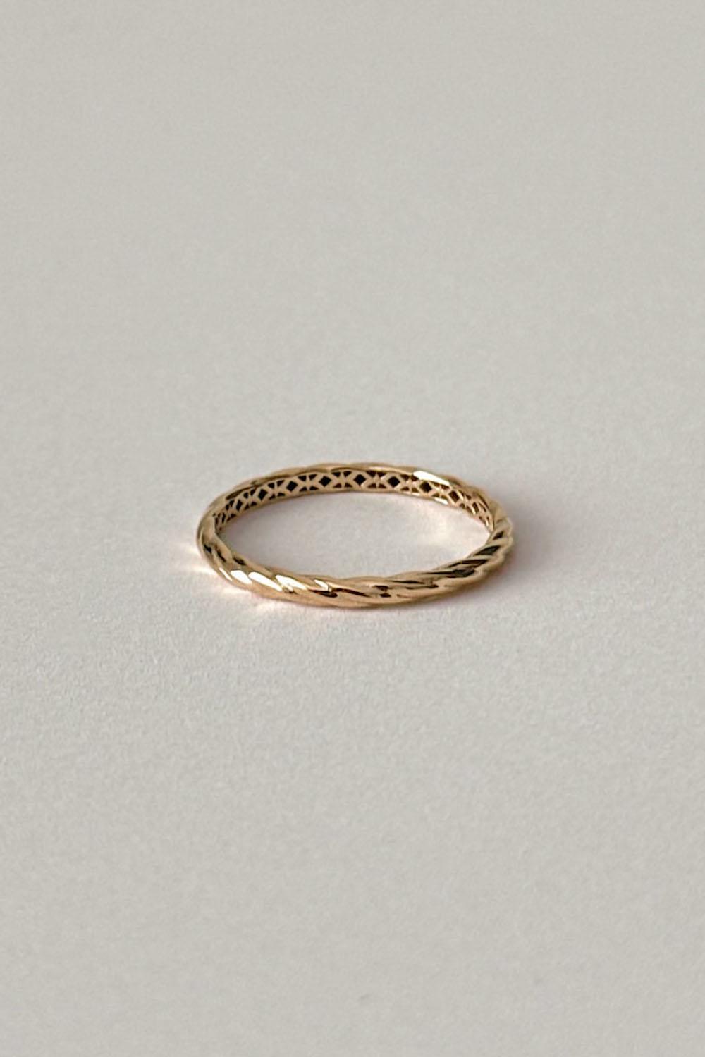 14k sunset wave ring