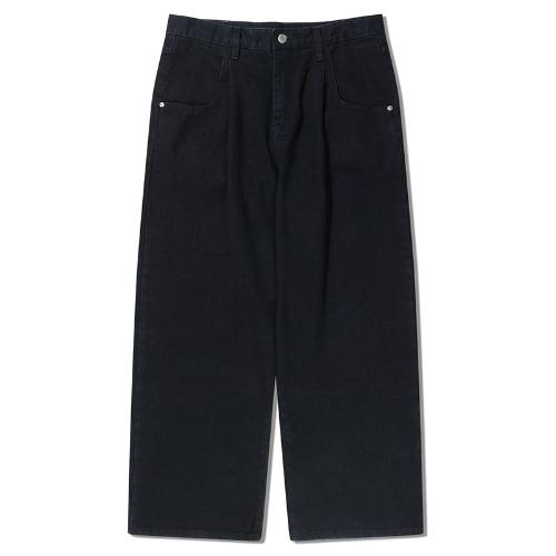 ONE TUCK REVERSED POCKET PANTS - BLACK