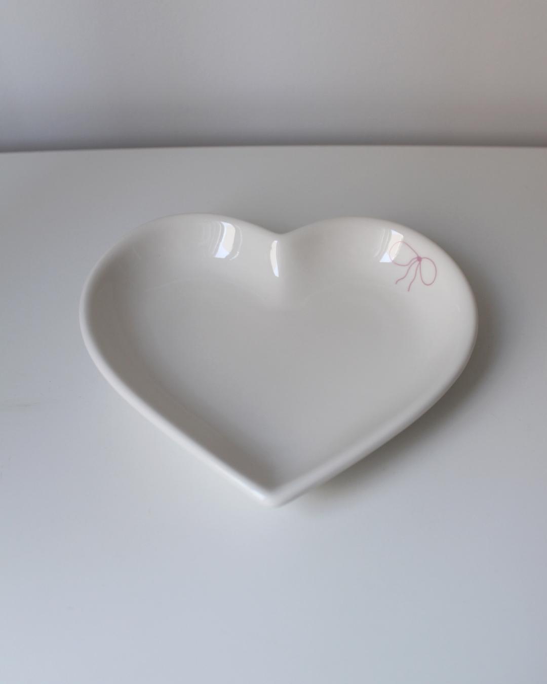 Bow heart plate : white M