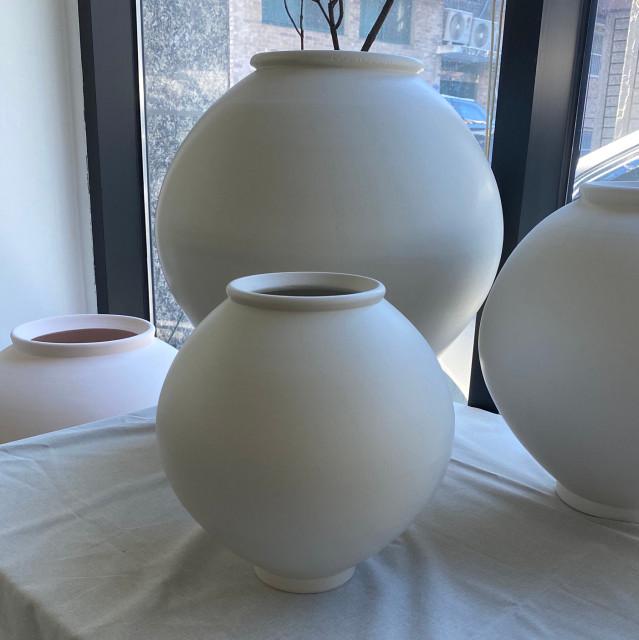 [달항아리전문점 소소요]달항아리 M 무광 어른 부모님 선물 집들이 선물 어버이날 조성현 작가 moonjar 300mm