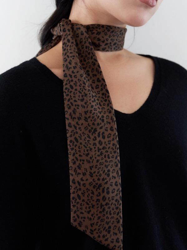 leopard silky scarf