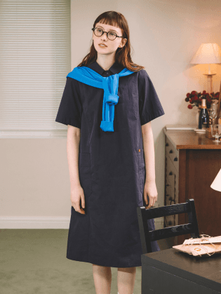 우먼 빅 포켓 버튼 원피스 네이비