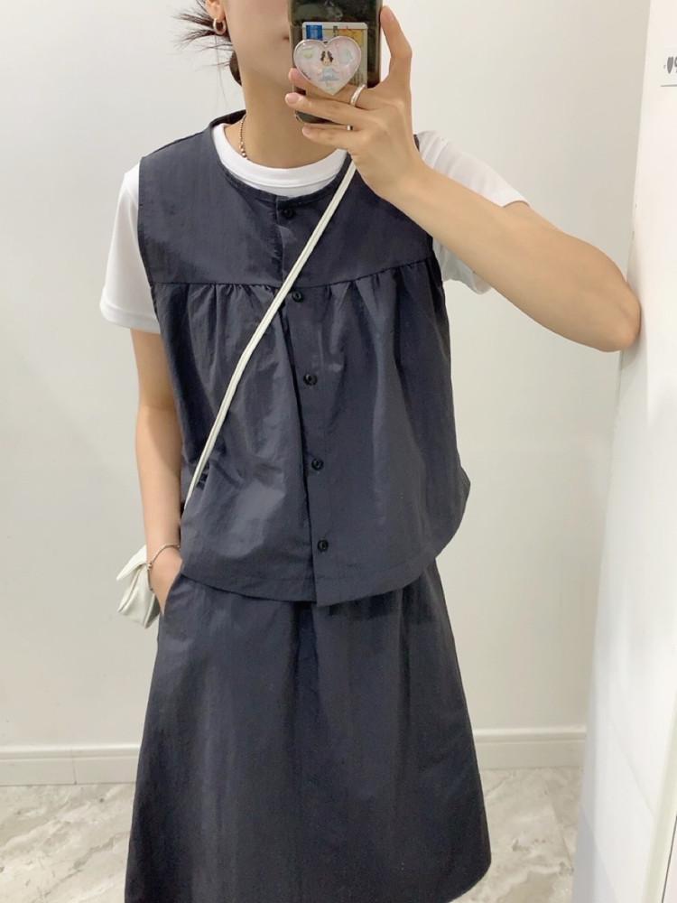 투게더 베스트[차콜 블랙 아이]조끼 단추 크롭 짧은 나일론 귀여운 뷔스티에