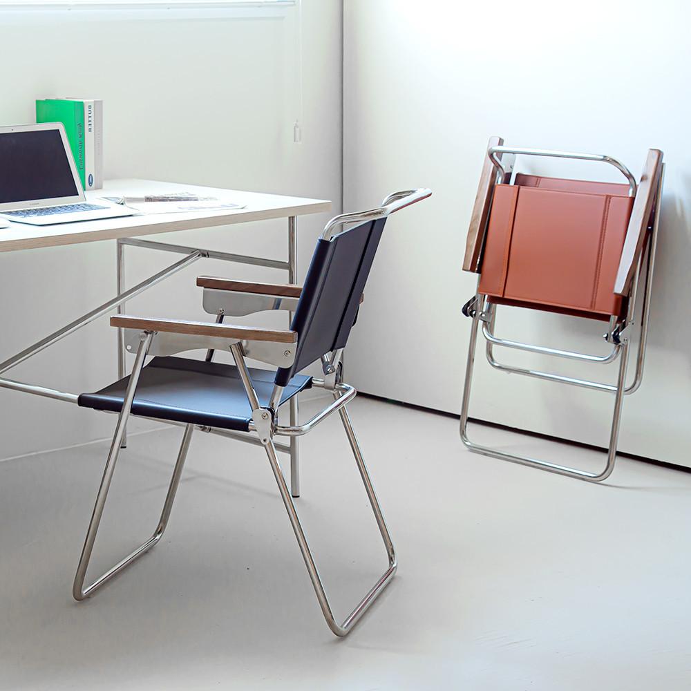 녹스 레트로 가죽 스테인레스 미드센추리 접이식 카페 의자