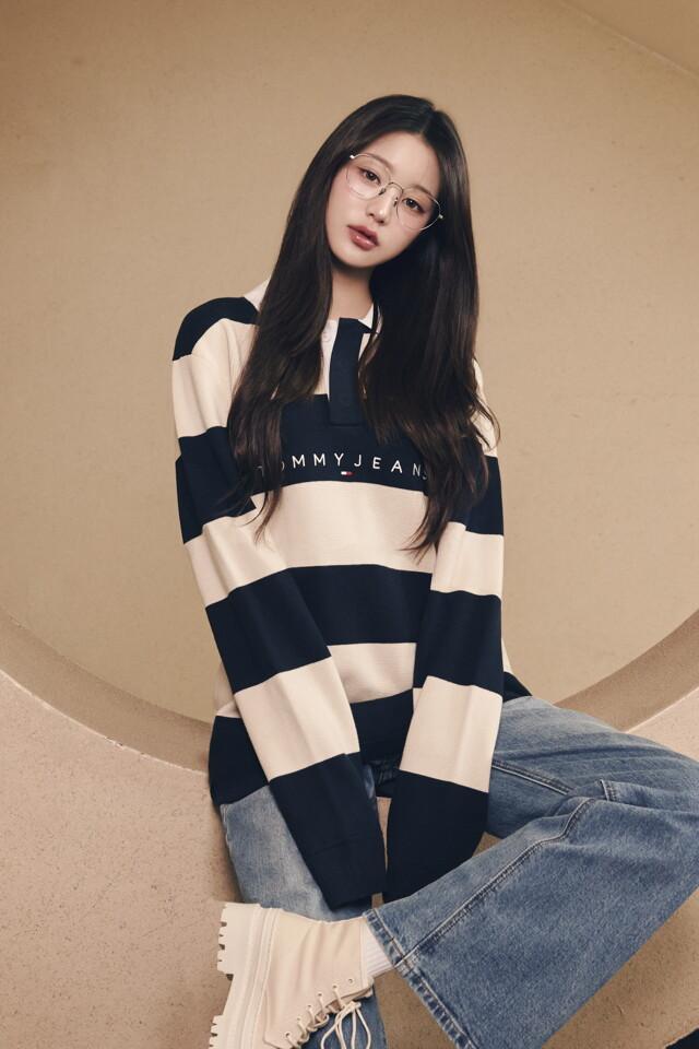 스트라이프 리니어 럭비 스웨터