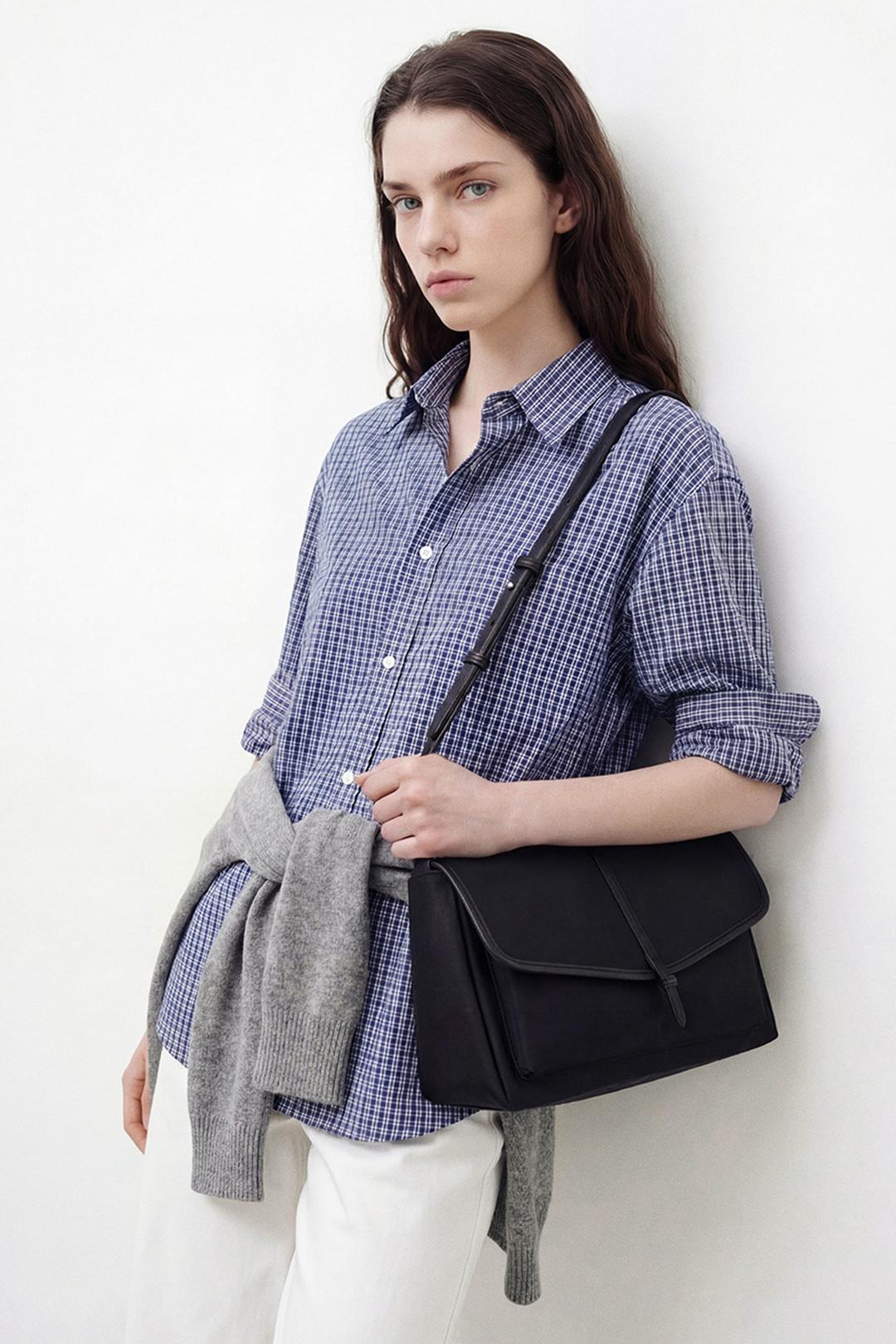 [gguni] Cite Cross Bag (Black)