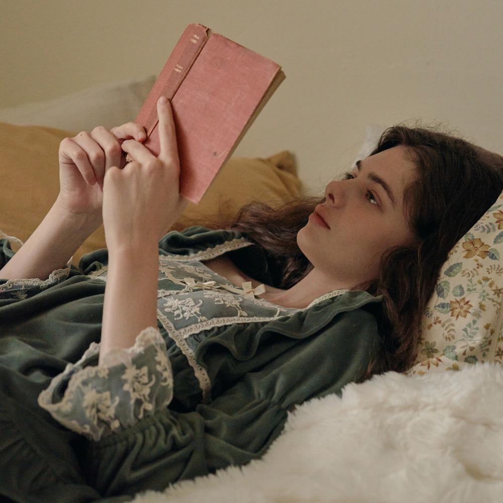 프리실라 긴팔 투피스 에메랄드 (피치기모)