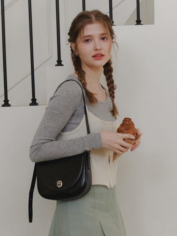 미뇽 새들백 Mignon Saddle Bag - 블랙