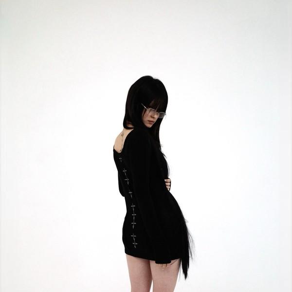 long sleeve cross top (black)