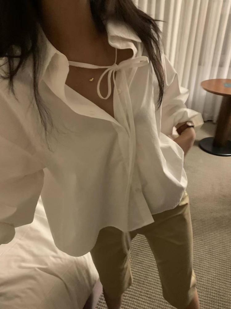 (핑크당일) wellrow 리본 오프 크롭셔츠