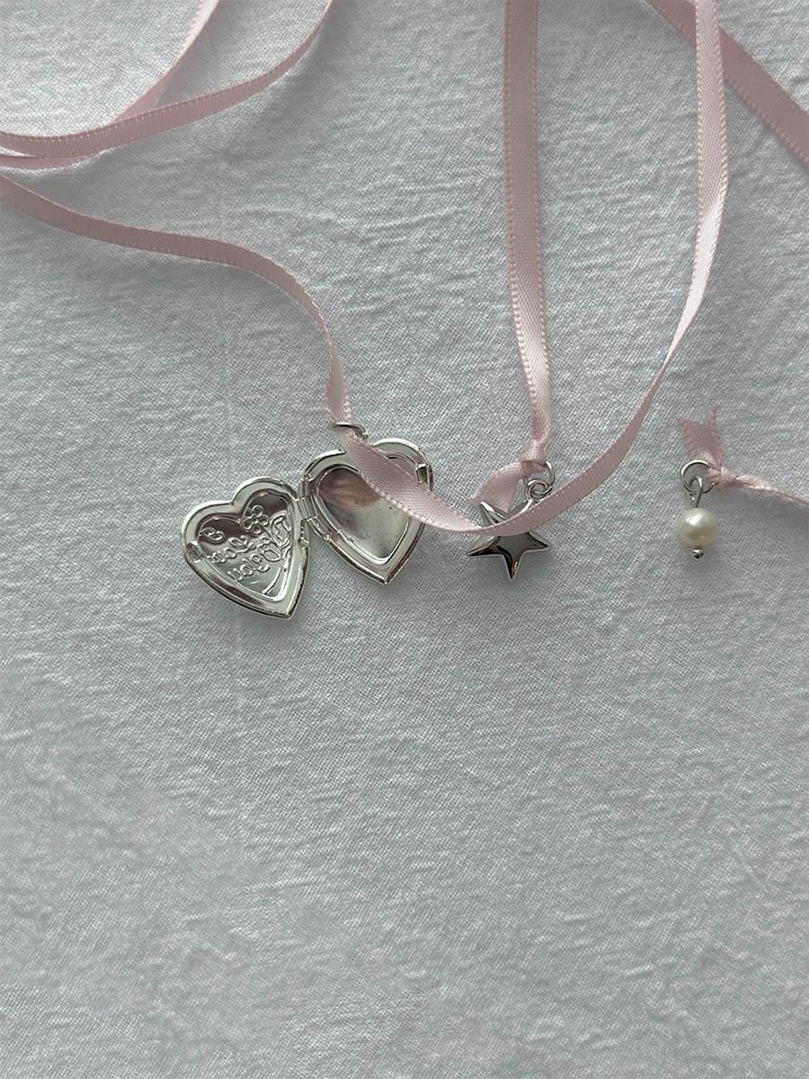 Lace locket pendant