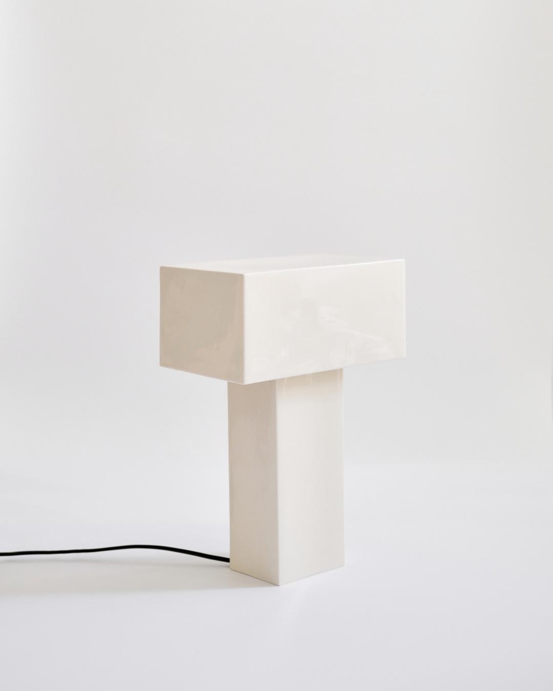 Shade Lamp (Ivory)