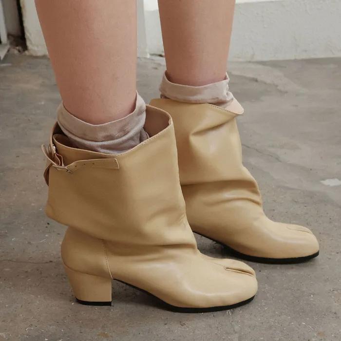[1st] Wide Buckle Tabi Boots / Lemon Beige