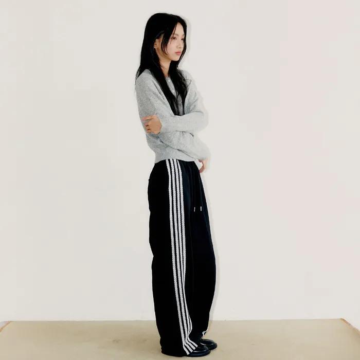 QUADRUPLE LACE TRACK PANTS, BLACK