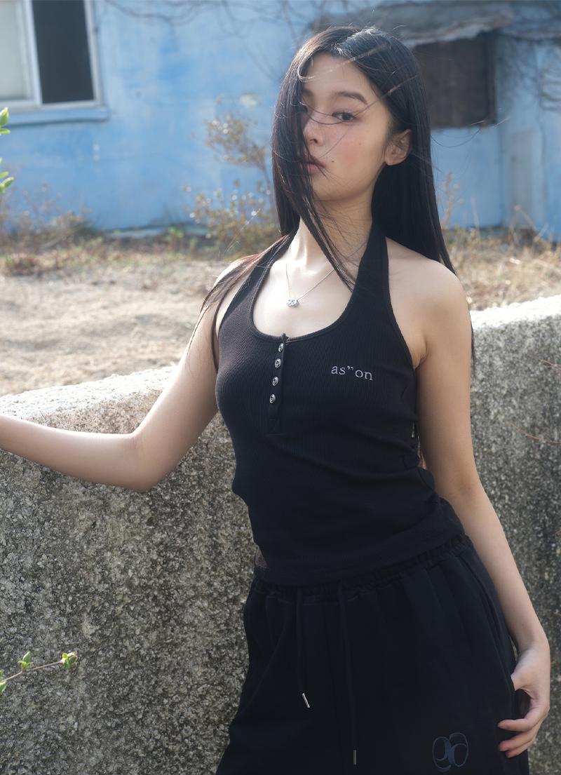 POUND HALTER SLEEVELESS / BLACK